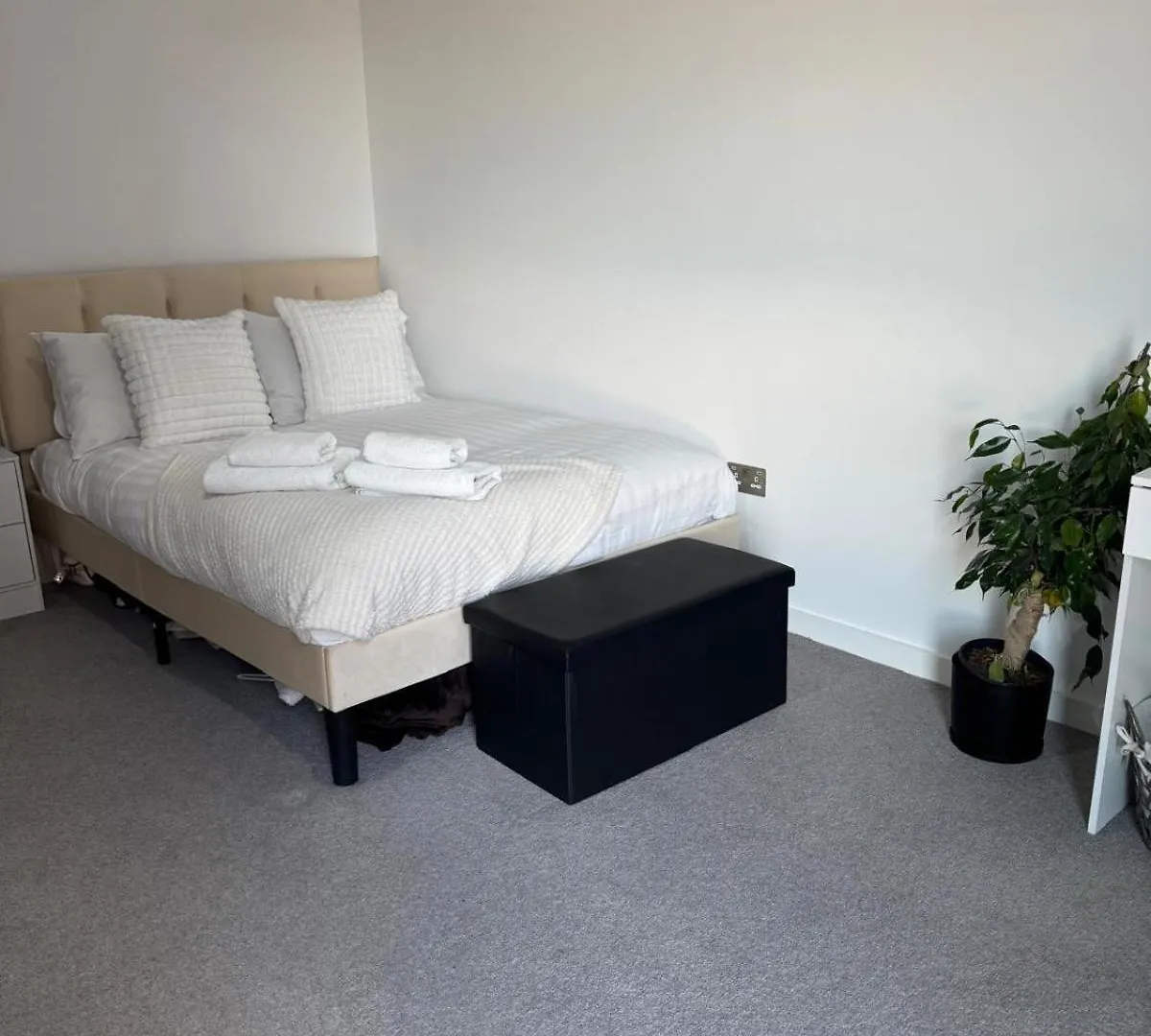 York Centre Cosy Stay With Free Parking & Gym Apartman